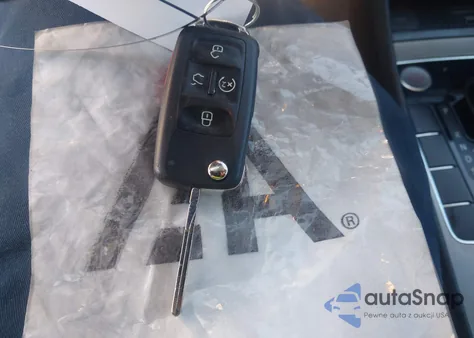 2020 Volkswagen Passat 2.0T R-Line from USA, damaged, VIN 1VWMA7A31LC011587